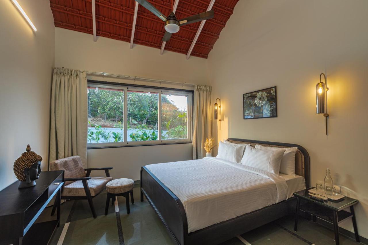 Saffronstays Mariposa By The River Rio, Karjat Bagian luar foto